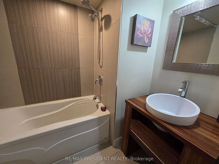 2280 Mountainside Dr #LOWER — Photo 17