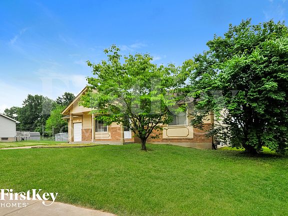 2nd image of 2009 Monks Hollow Dr