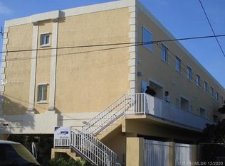 928 SW 3rd St #4, Miami, FL 33130