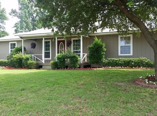 200 E Peak St, Daingerfield, TX 75638