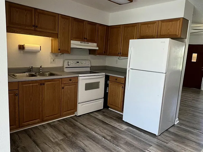 2444 Mercury Dr — Photo 4