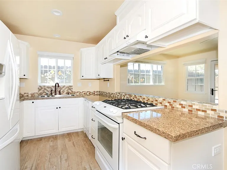 122 Avenida Victoria #B — Photo 6