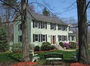 3 Dawn Marie Cir, Franklin, MA 02038