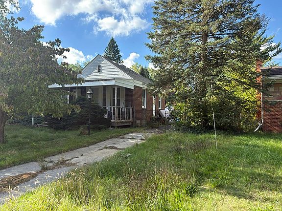 2nd image of 26675 Sunningdale Dr