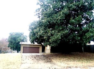 2088 Grovehaven Dr, Memphis, TN 38116