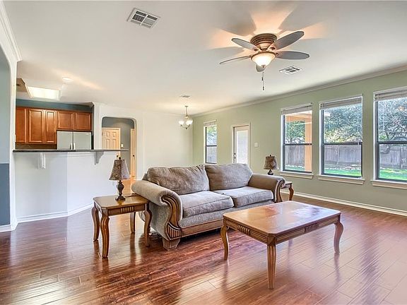 5th image of 2505 McKendrick Dr