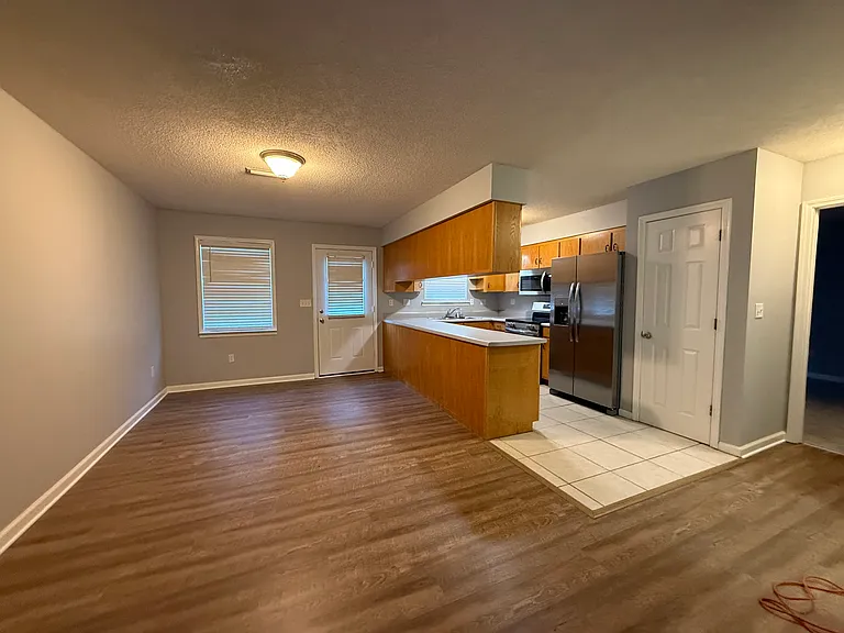 2295 Jordon Ave — Photo 14