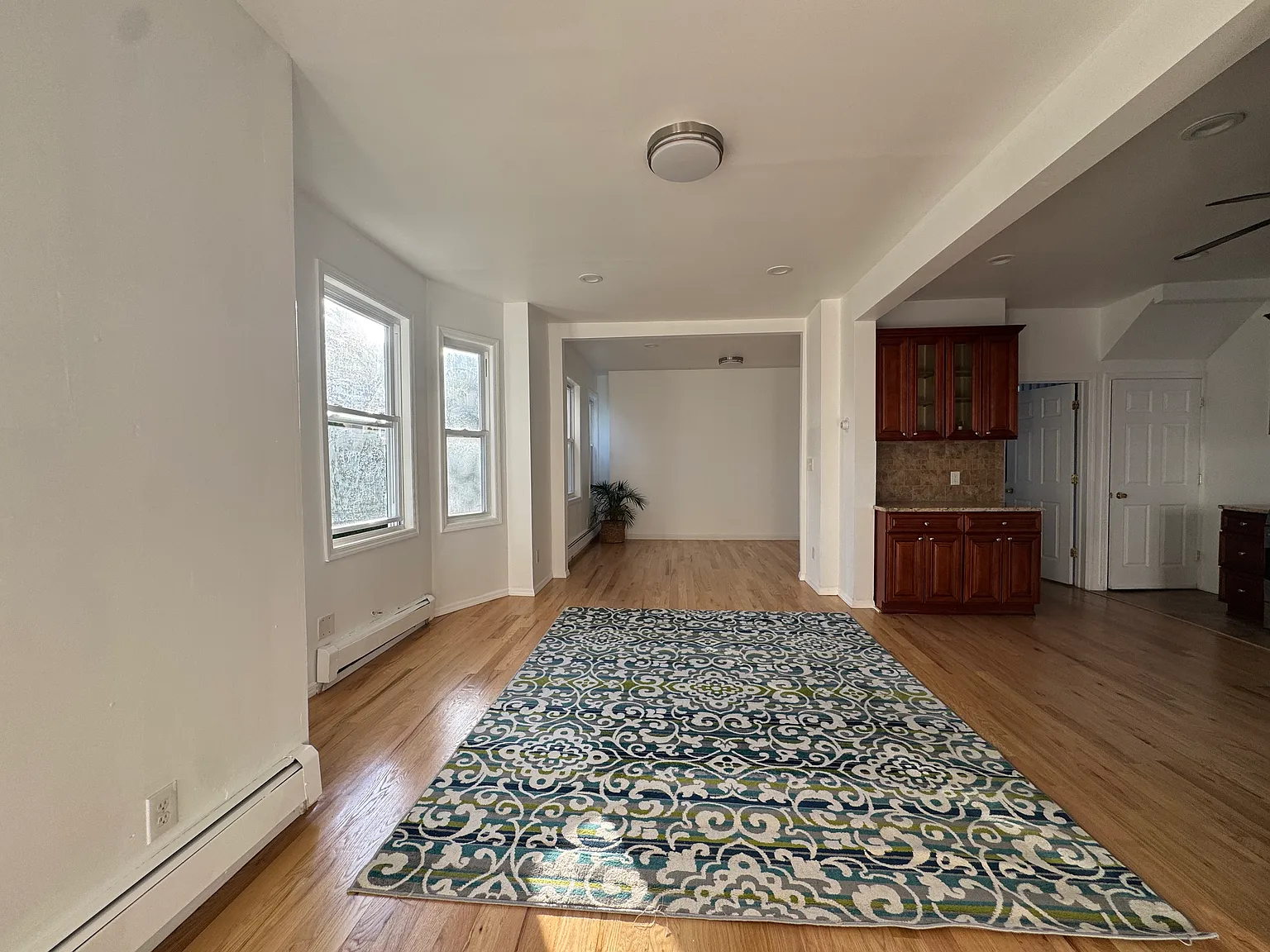 6 bed, 3.5 bath, $5,000 — Photo 4