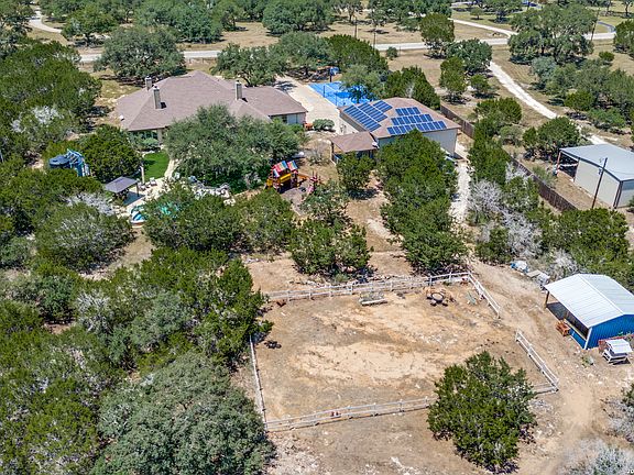 2nd image of 114 Hoskins Trail