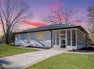 1342 S Walnut St, Seneca, SC 29678