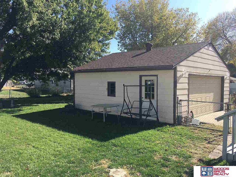 2nd image of 1416 SW 16th St