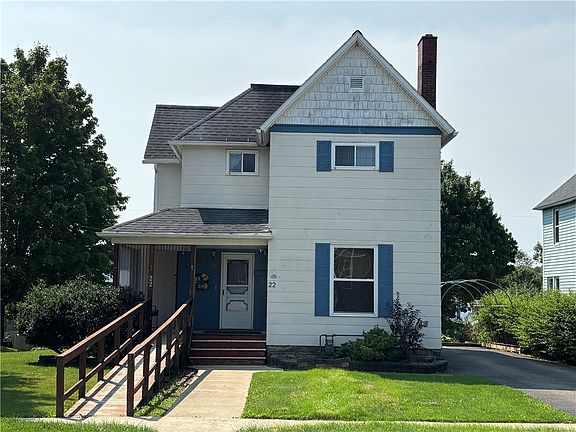 4th image of 22 Hemlock Ave