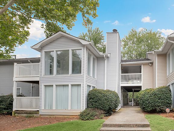 4th image of 1403 Augusta Dr