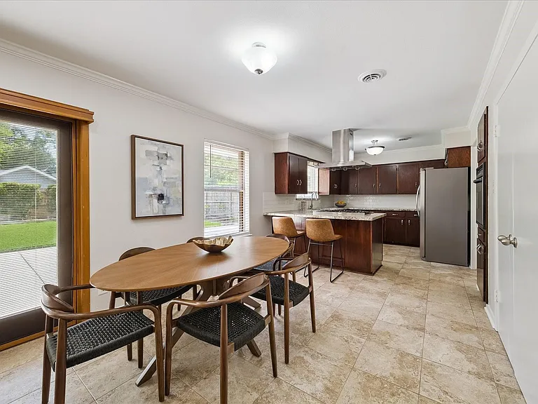 9777 Larston St — Photo 25