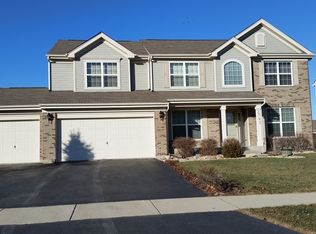 2742 Goldenrod Dr, Yorkville, IL 60560