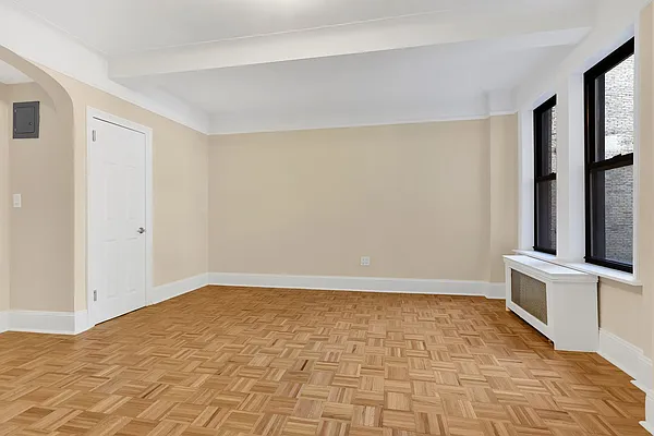 Rented by Cooper & Cooper Real Estate | media 14