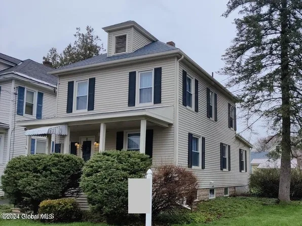 5 E Decker Street, Johnstown, NY 12095