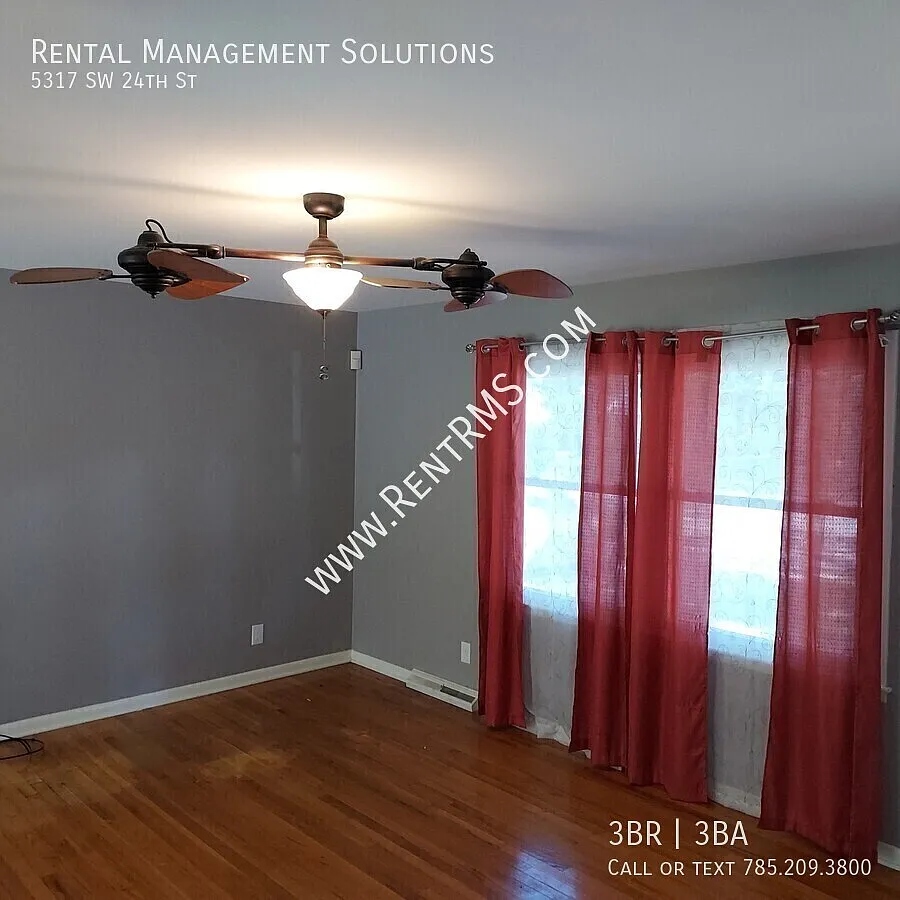 5317 Sw 24th St - 3 Bed/2.5 Bath — Photo 4