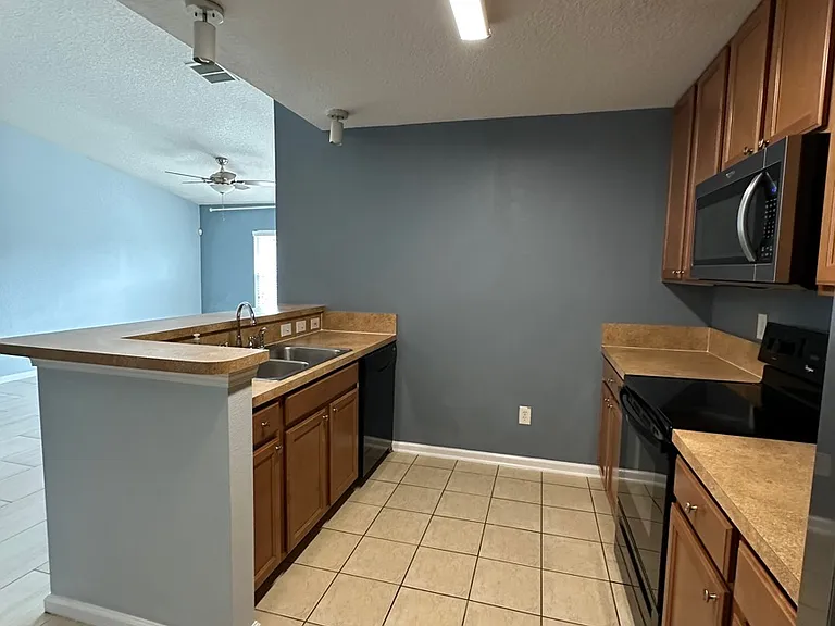 9411 Osprey Branch Trl #9 — Photo 16