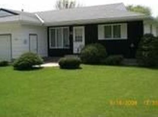 1402 Spartan Ave, Albert Lea, MN 56007