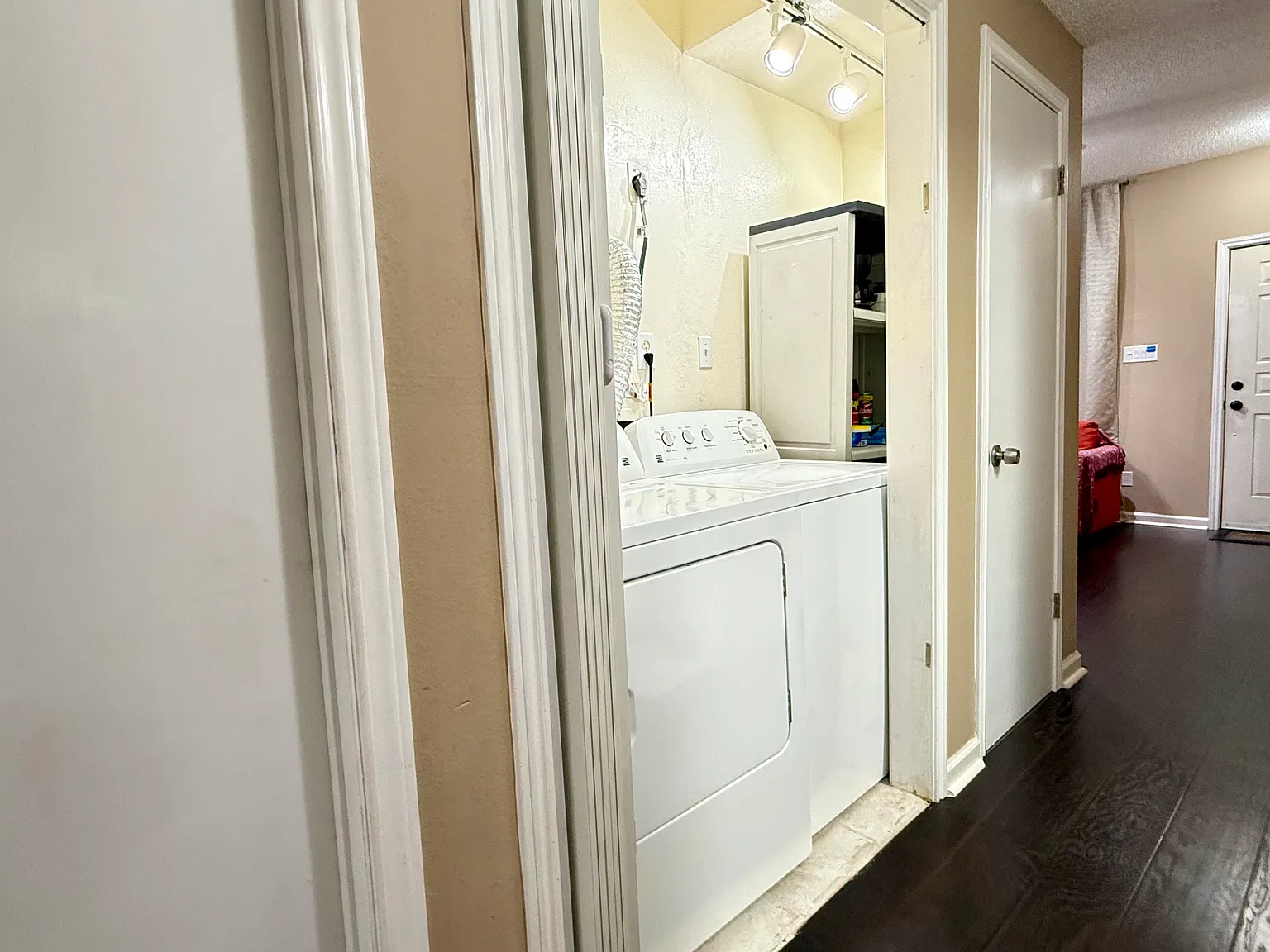10131 Waterstone Dr — Photo 4