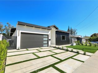 8944 Chimineas Ave, Northridge, CA 91325