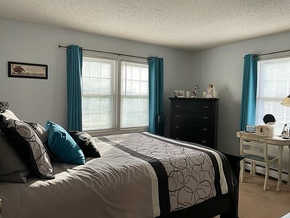 3rd image of 708 Northbrook Dr #8