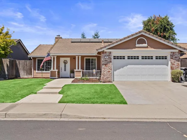 548 Buccaneer Ave, Oakdale, CA 95361