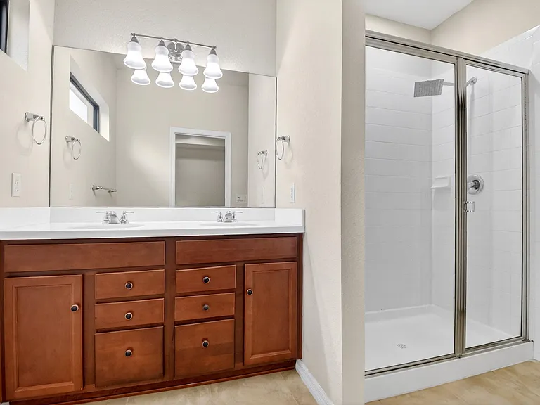 2833 Troubadour St #2833 — Photo 43