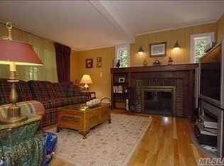 985A Fort Salonga Rd, Fort Salonga, NY 11768