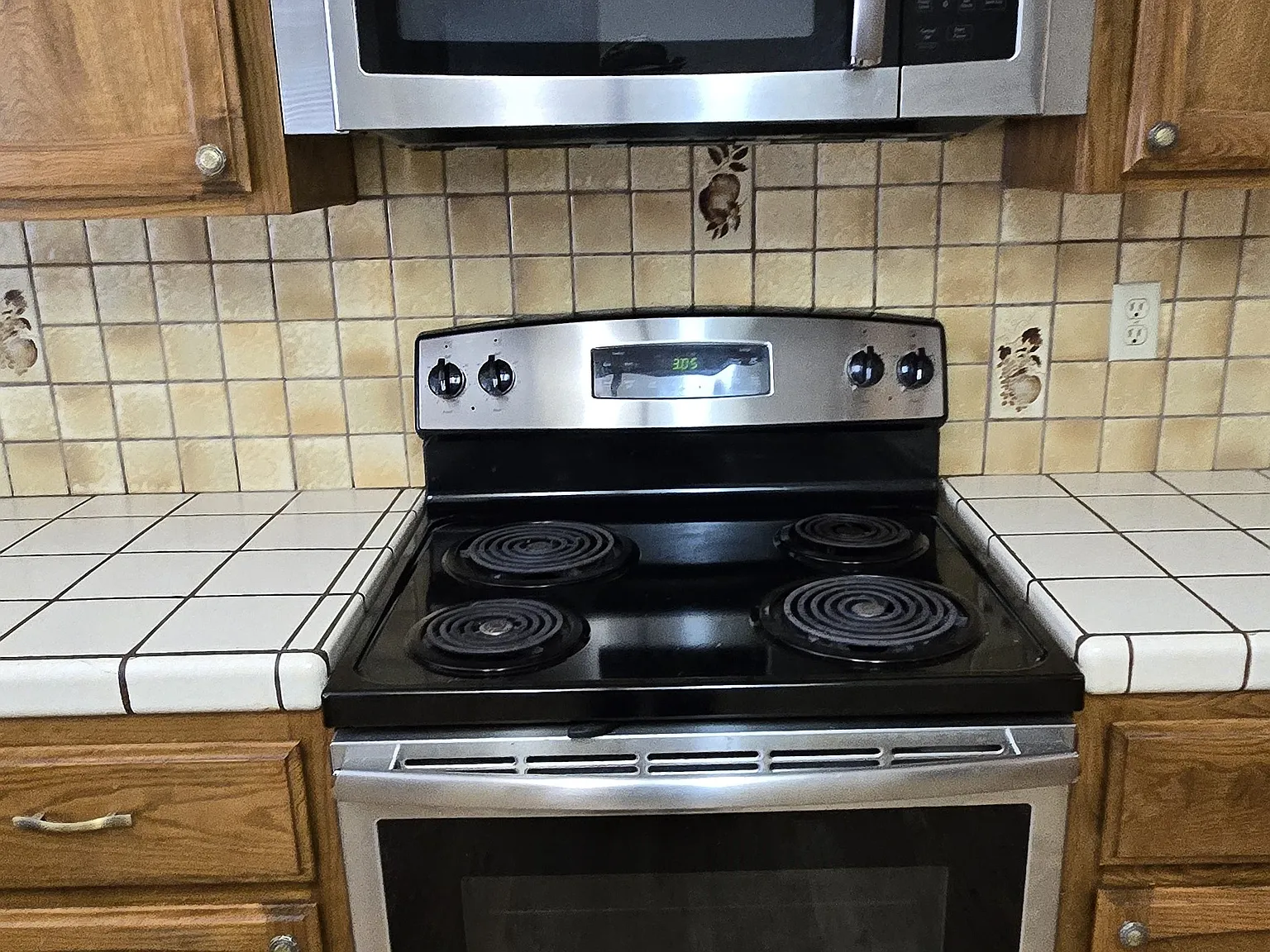 3 bed, 1850 sqft, $2,695 — Photo 4