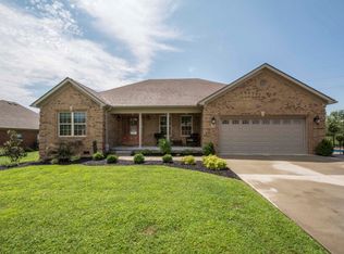 224 Oak Branch Dr, Berea, KY 40403