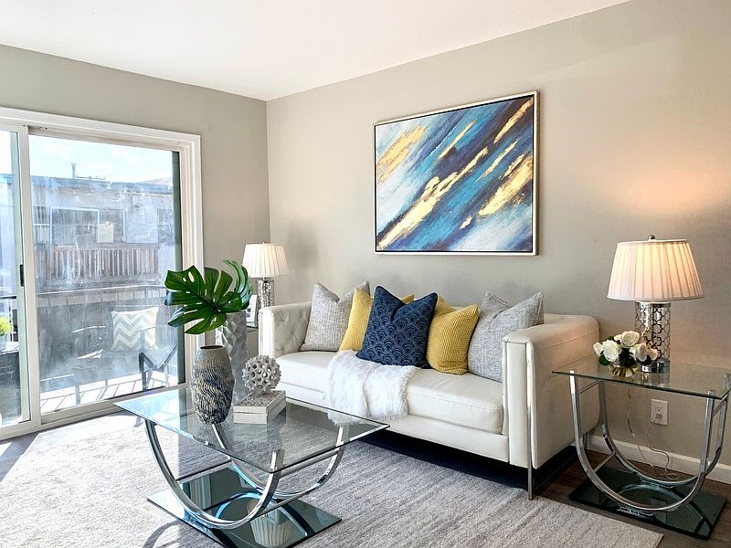 1st image of 3873 Starview Dr APT 3