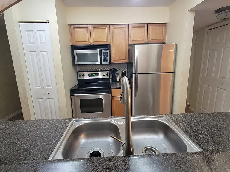 10167 Sailwinds Blvd N — Photo 3