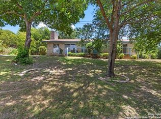 609 River Rd, Blanco, TX 78606