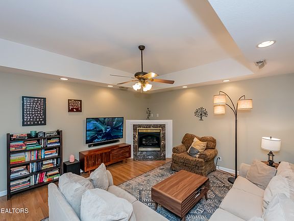 5th image of 2912 Dominion Dr