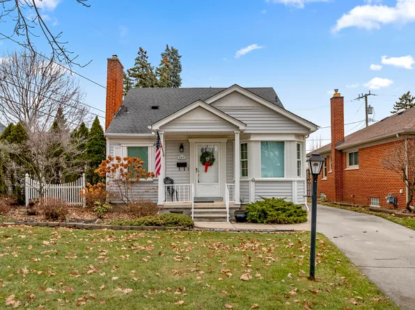 2931 Roosevelt St, Dearborn, MI 48124