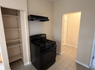 373-375 Blatchley Ave #3C, New Haven, CT 06513