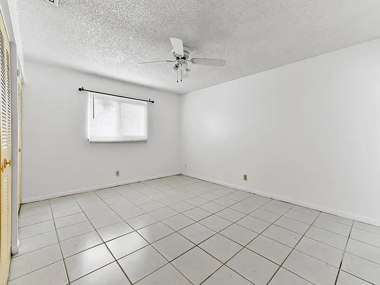 12467 Westhampton Cir — Photo 17