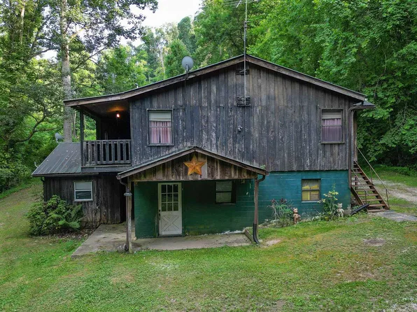 367 Malcolm Ln, Kenova, WV 25530