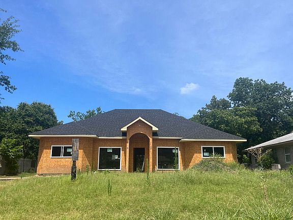 3rd image of 507 Staffordshire Dr