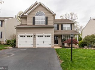 2005 Serenity St, Schwenksville, PA 19473