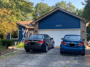 2027 Walnut Ave, Hanover Park, IL 60133