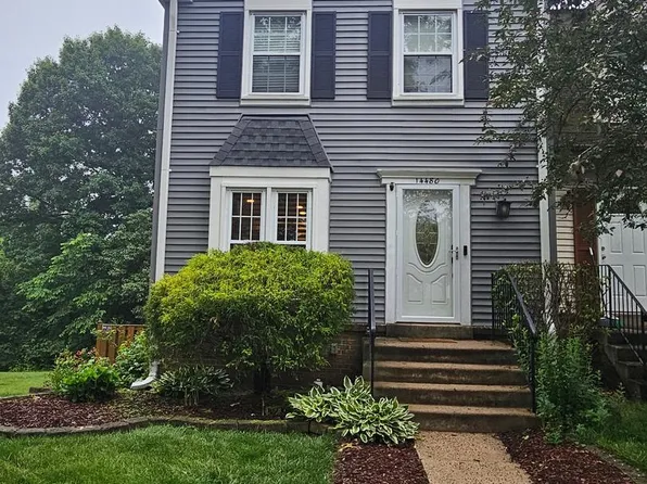 14480 Black Horse Ct, Centreville, VA 20120