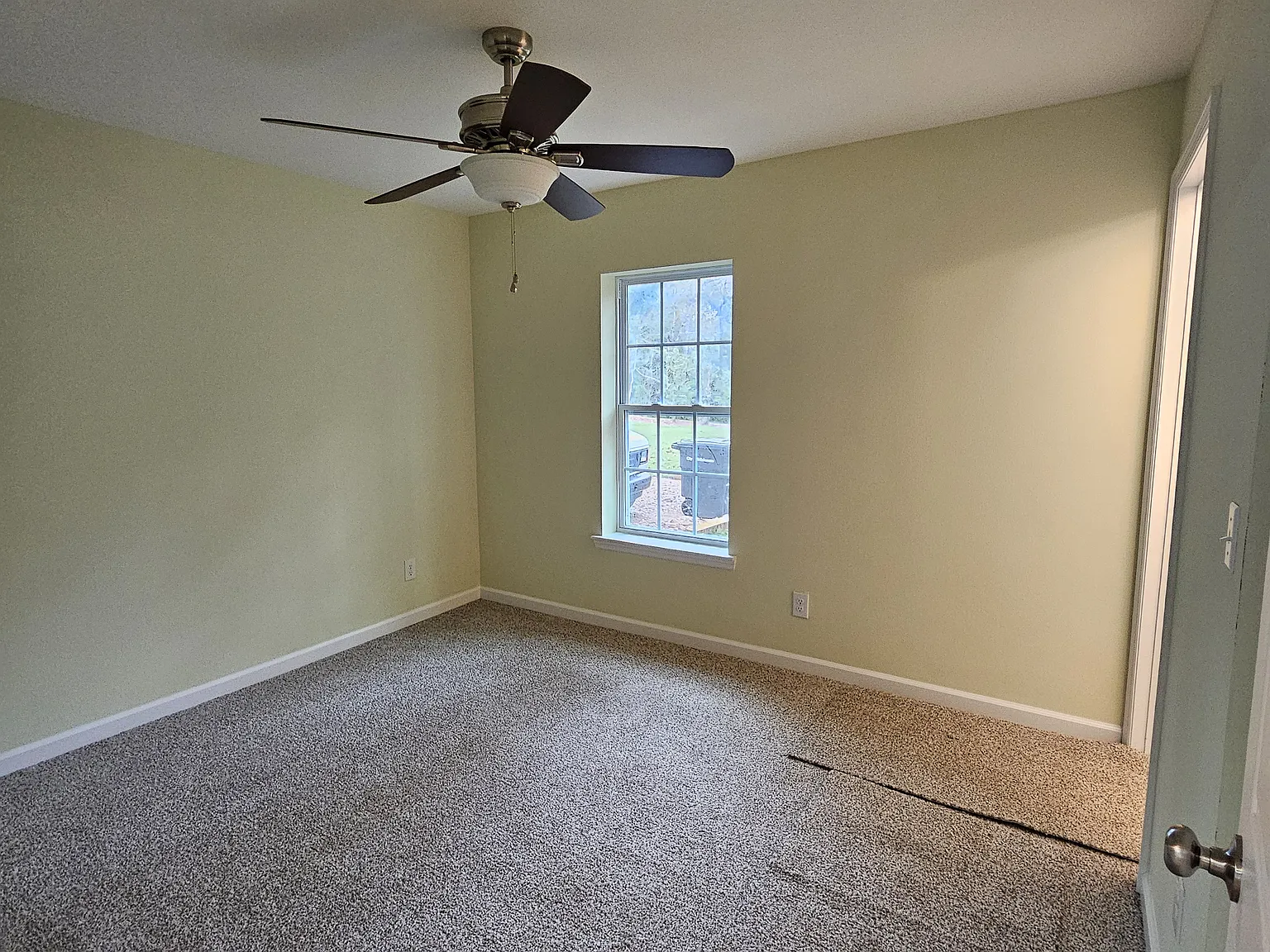 3 bed, 1100 sqft, $1,850 — Photo 4