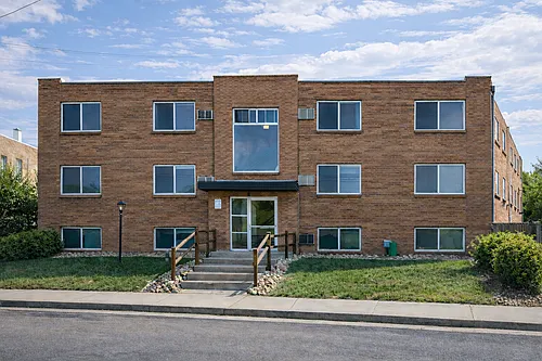 Updated Littleton Apartment with Amenities! Sapphire Place Photo 1