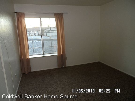 3rd image of 12851 Desert Creek Cir