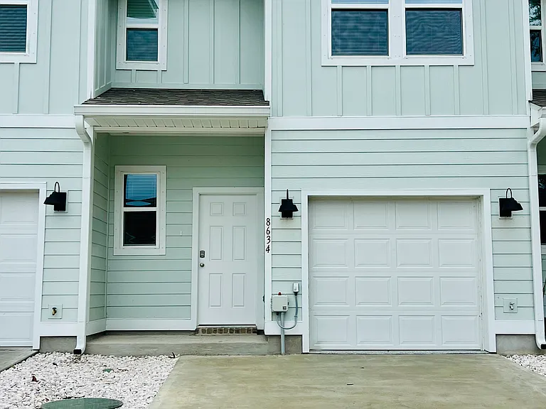 8634 Meadow Flower Ln — Photo 5