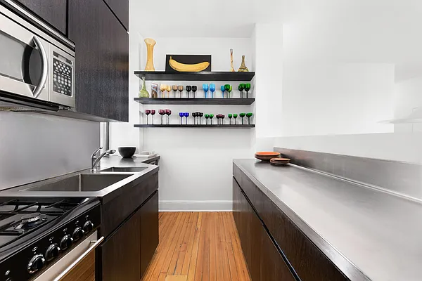 Rented by Douglas Elliman | media 14