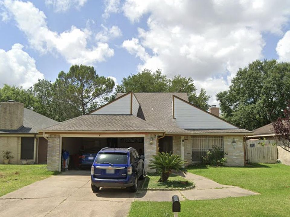 1st image of 11115 Somerford Dr